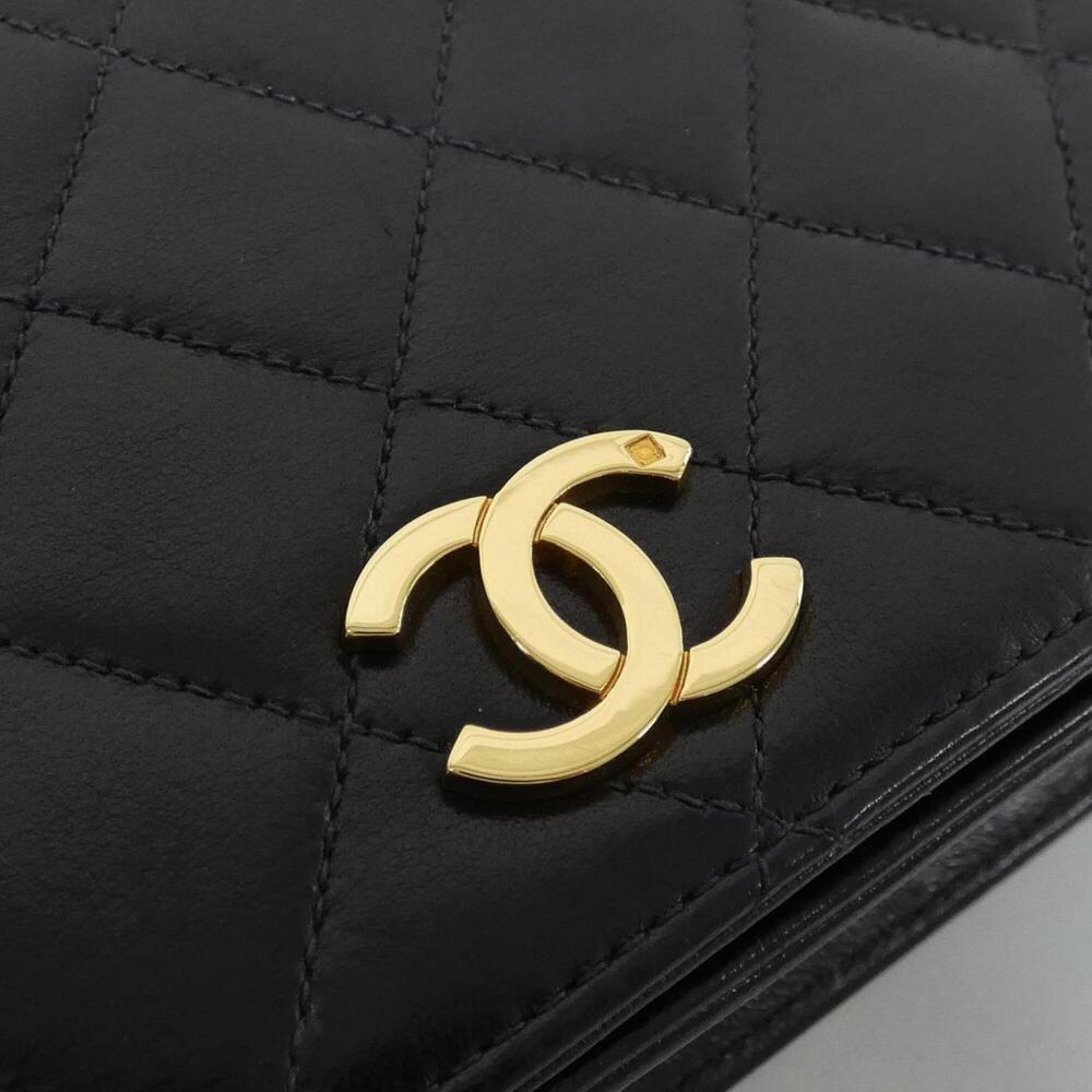 Chanel 03568 Shoulder Bag - Picture 5 of 8